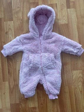 Levi's Plush Hooded Baby One-Piece Romper in Light Pink